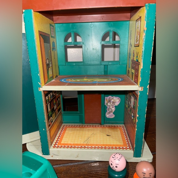 Fisher Price Sesame Street Playhouse - Picture 5 of 13